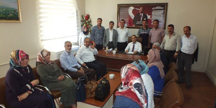 Malazgirt İlçe Milli Eğitim Müdürü Vedat Kaya’ya Ziyaret