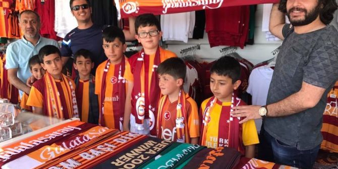 Ultraslan Tır’ı Ağrı’da Galatasaray Taraftarlarını Bekliyor