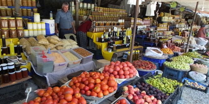 Balıkesir’de Karayolu Pazarı İlgi Görüyor