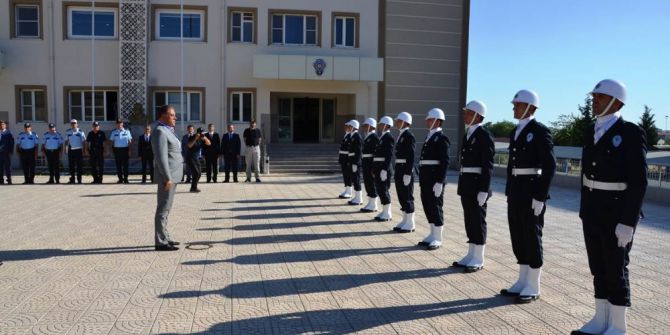 Vali Tekinarslan Kurumlarda İncelemelerde Bulundu