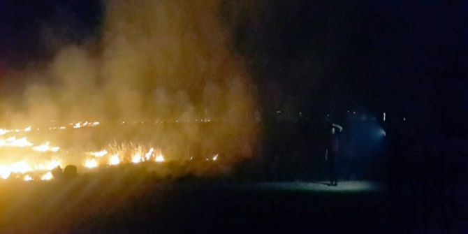 Yangında İtfaiyeyi Aramak Yerine Özçekim Yaptılar