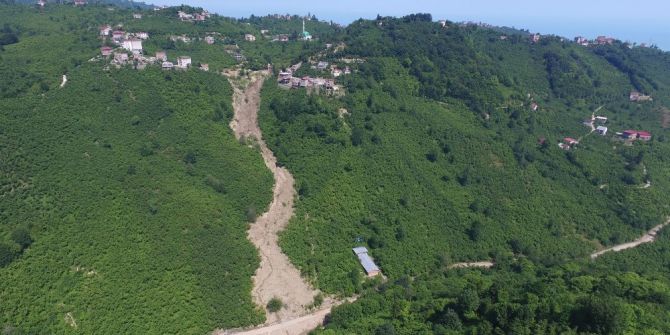 Trabzon’da Heyelanın Boyutu Havadan Böyle Görüntülendi
