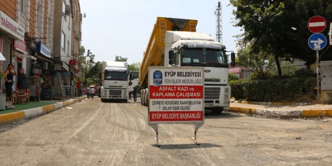 Eyüp’te Asfaltlar Yenileniyor