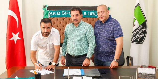 Yeşil-siyahlı Kulüpte İmza Heyecanı