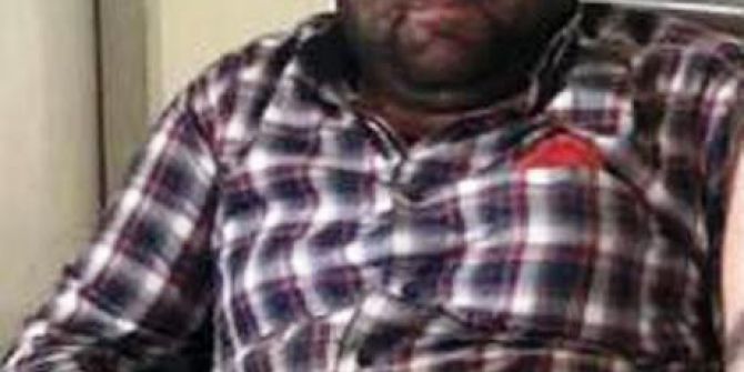 Aracında Vuruldu Hastanede Hayatını Kaybetti