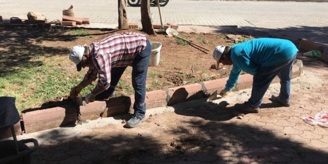 Kilis Park Ve Bahçeler Müdürlüğü Çalışmalarına Devam Ediyor