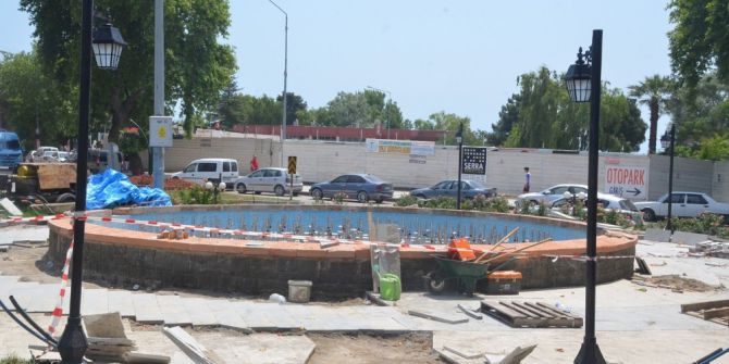 Uğur Mumcu Meydanı 15 Güne Tamam