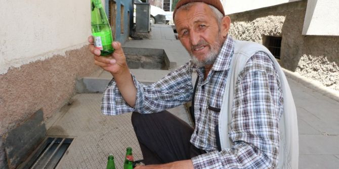 Geçimini Yarım Asırdır Sülük Satarak Sağlıyor