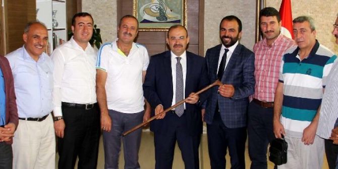 Vali Ustaoğlu’na Ziyaretler Devam Ediyor