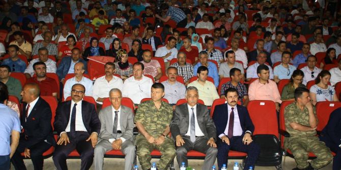 Vali Toprak Hakkari’deki 15 Temmuz Gecesini Anlattı