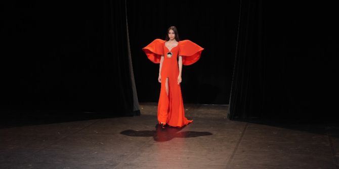 Parisli Modacı Stephane Rolland, 2017-2018 Sonbahar Kış Koleksiyonu Tanıttı