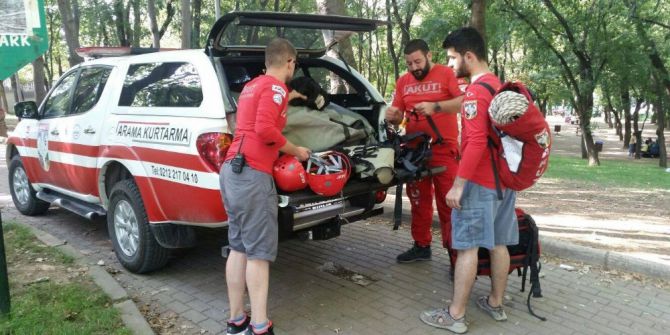 Bursa’da Kedi Kurtarma Operasyonu
