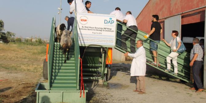 Van’da ‘Mobil Koyun Banyoluğu’ Üretildi