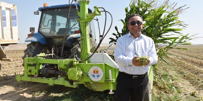 Büyükşehir’den Çiftçiye Silaj Biçme Desteği