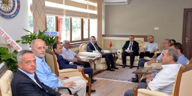 Ak Parti Heyetinden Vali Büyükakın’a Ziyaret