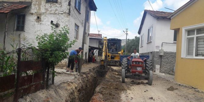 Bayırköy’de Alt Yapı Çalışmaları Devam Ediyor