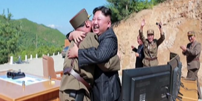 Kuzey Kore, Balistik Füze Denemesinin Fotoğraflarını Yayınladı