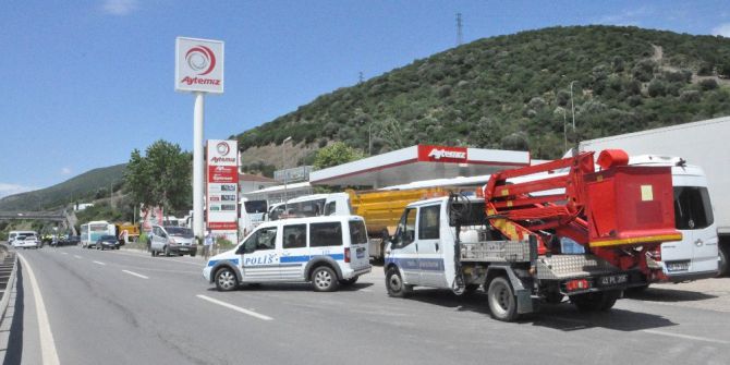 Adalet Yürüşünde İlk Kez Trafik Tamamen Kapatıldı