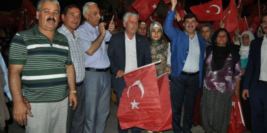 Çermik Demokrasiye Sahip Çıktı