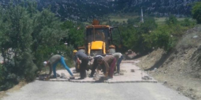 Seydişehir’de Parke Taşı Döşeme Çalışmaları