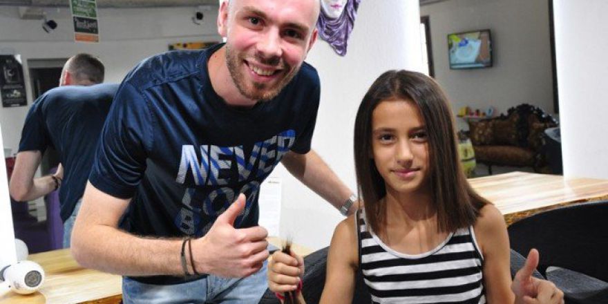 Milaslı Genç Kuaför, Kanserli Hastalara Umut Oldu