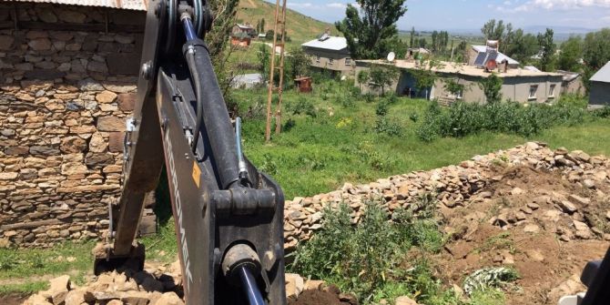 Hasköy Kaymakamlığına İş Makinesi