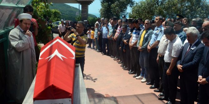 13 Çocuk 64 Torunlu Kore Gazisi Son Yolcuğuna Uğurlandı