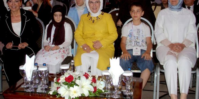 Emine Erdoğan, “Kale Gibi Gelecek Satranç Eğitim Projesi” Tanıtım Toplantısına Katıldı