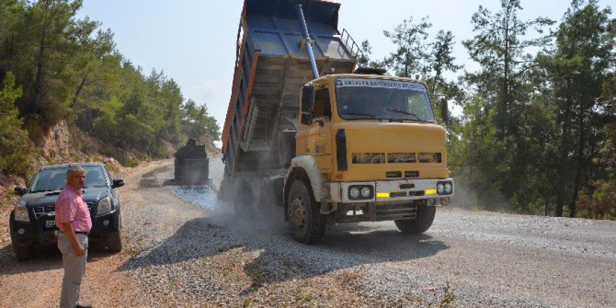 Payallar - Emişbeleni Yolu Asfaltlandı