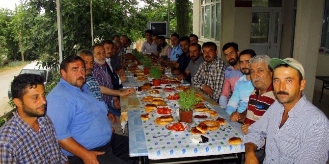 Başkan İncirli Sakinleriyle Kahvaltıda Biraraya Geldi