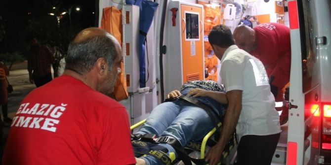 Elazığ’da Trafik Kazası: 5 Yaralı