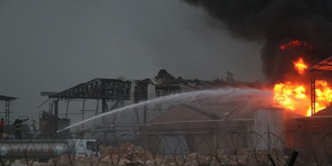 Adana’da Kimyasal Fabrikada Patlama Sonucu Yangın Çıktı