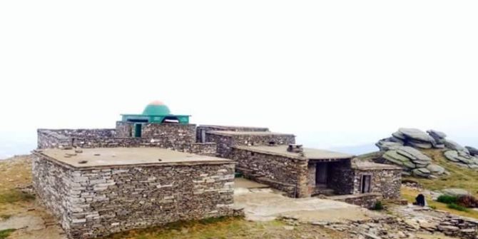 1792 Metre Yükseklikteki Madran Baba Türbesi Ziyaretçi Akınına Uğruyor