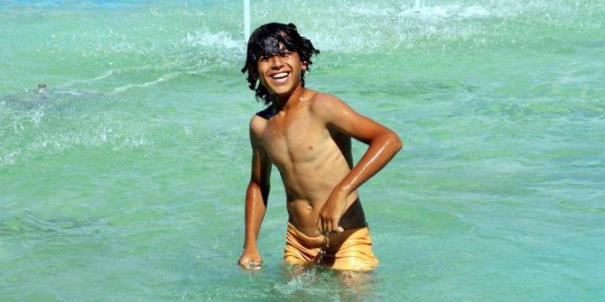 Süs Havuzları Suriyeli Çocukların Meskeni Oldu