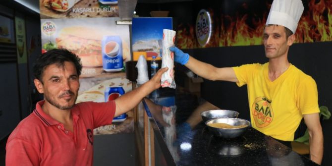 ’Bu Dönerciden Kimse Aç Gitmez’