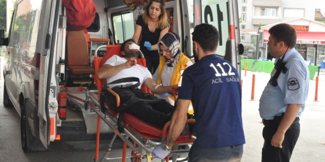 Motosikletini Çalan Hırsızın Burnunu Kırdı