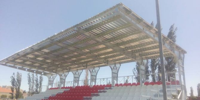 Acıgöl İlçe Stadına Portatif Tribün Yapıldı