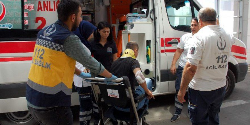 Otomobil İle Motosiklet Çarpıştı: 1 Yaralı