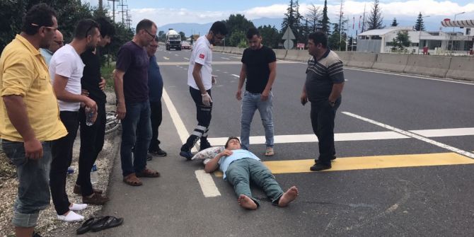 Bisikletten Düşen Çocuk Yaralandı