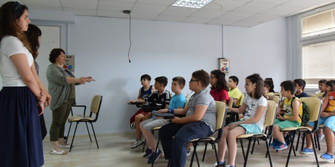 Genç Beyinler Çocuk Teknoparkında Buluştu