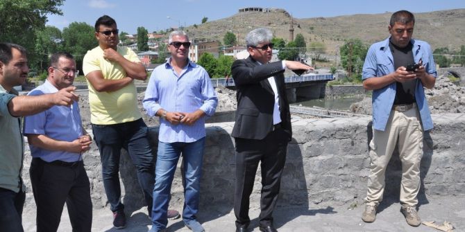 Vali Doğan, Evliye Cami Bölgesinde İncelemelerde Bulundu