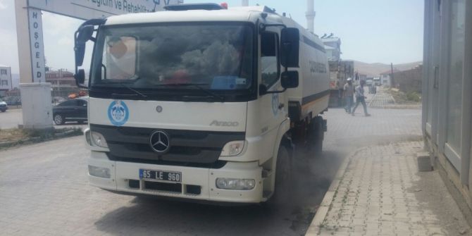 Çaldıran Belediyesinden Çevre Temizliği