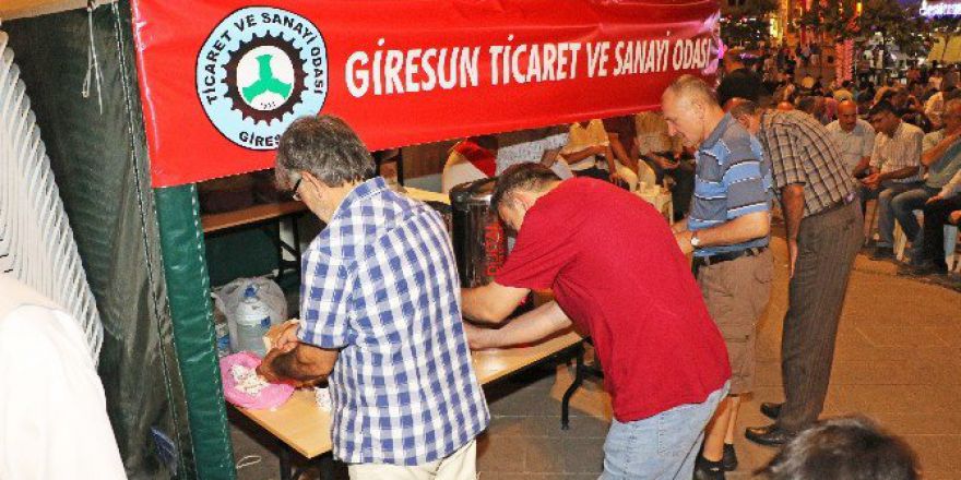 Gtso, Demokrasi Nöbetindeki Halka İkramlarını Sürdürüyor