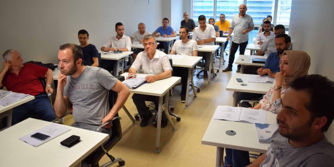 Mmo Şantiye Şeflerini Eğitiyor