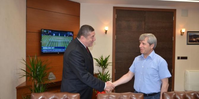 Başkan Tekin Vali Çınar’ı Ziyaret Etti