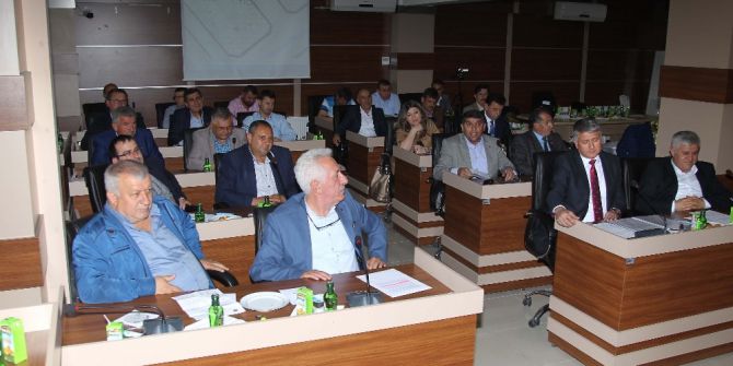 Ak Partili Meclis Üyesine İhraç