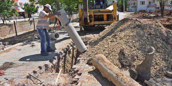 Gölbaşı İlçesinde Kanalizasyon Çalışmaları Aralıksız Sürüyor