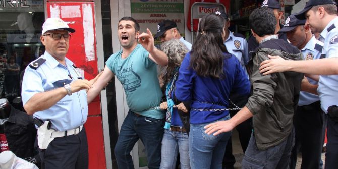 Artvin’de Danıştay’ın Cerattepe Kararına Zincirli Protesto