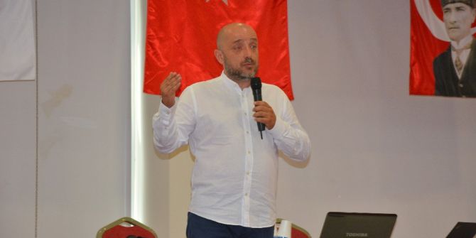 Kuşadası Ticaret Odasında E-ticaret Konferansı