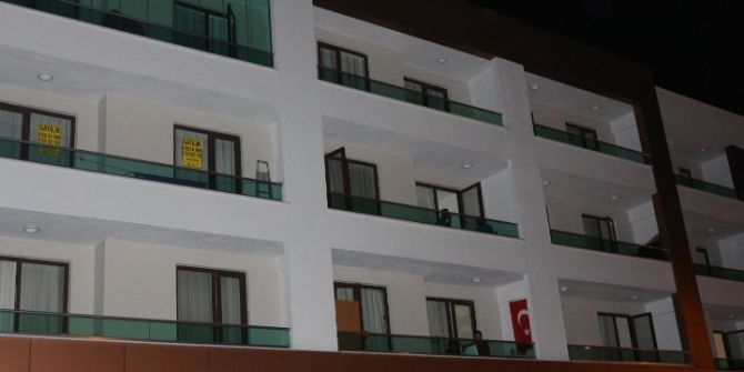 İhraç Edilen Polis Memuru Evinde Ölü Bulundu